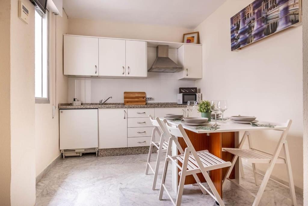 Apartamento Ronda De Triana 45 Sevilha Exterior foto